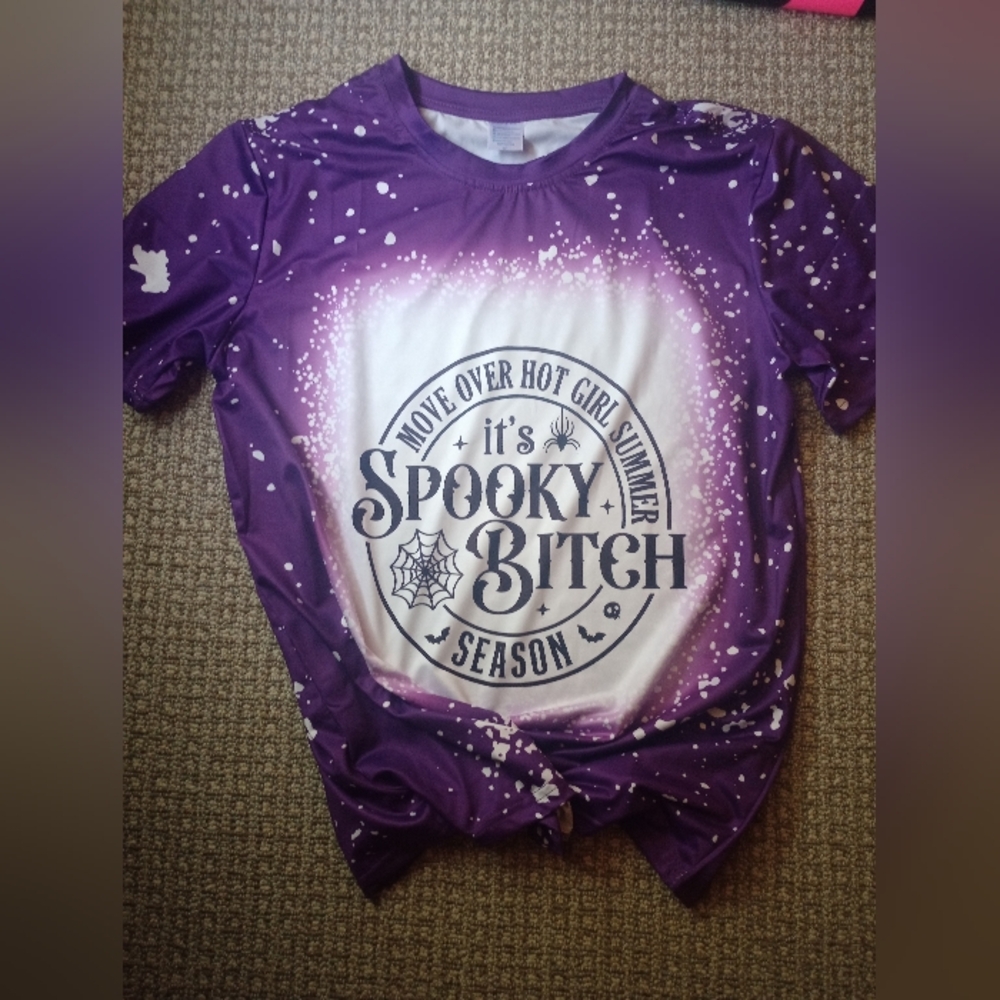 Handmade women's bleached tshirt